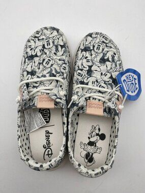 Hey Dude Wendy  Y  Minnie Mouse Disney Print Wally #44954-1HK